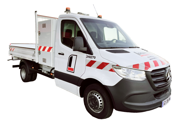CAMION BENNE COMPRESSEUR 3.5T